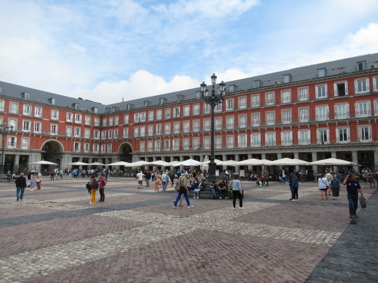 Het centrale plein voor de festivals